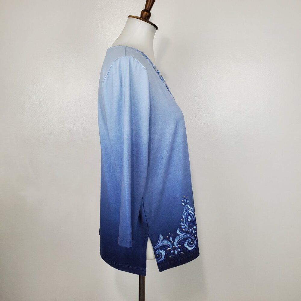 Alfred Dunner Blue Ombre Embroidered Embellished Knit Top NEW NWT Size S - Picture 6 of 14